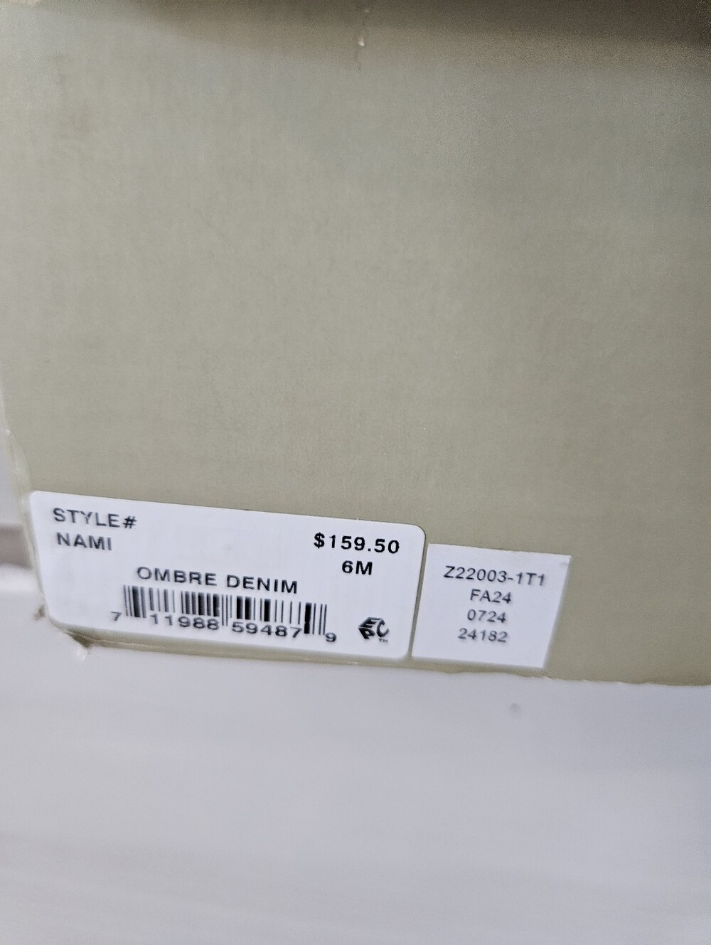 Thalia Sodi Denim Ombre Rhinestone Crystal Buckle Boots Size 6 NEW - Picture 14 of 14